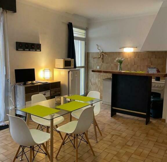 Excellent Emplacement Pour T2 Direct Sur La Plage