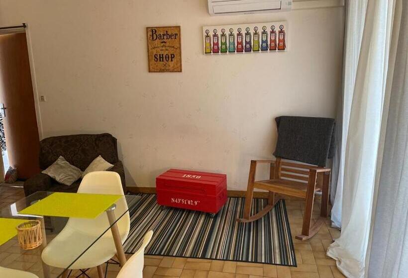 Excellent Emplacement Pour T2 Direct Sur La Plage