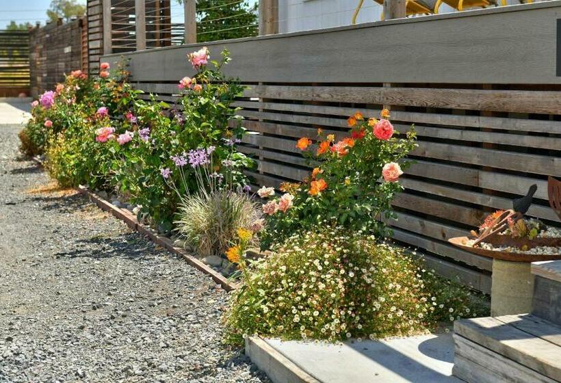 Farm To Table Hideaway In Healdsburg