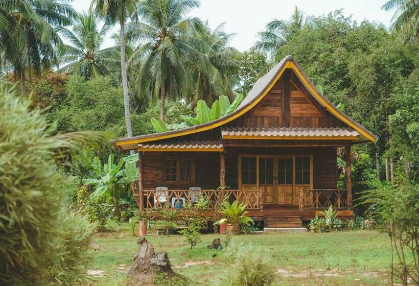 Kohjum Freedom Resort