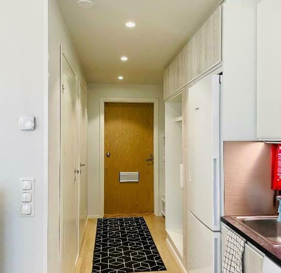 Bellarova Apartments Riistatie