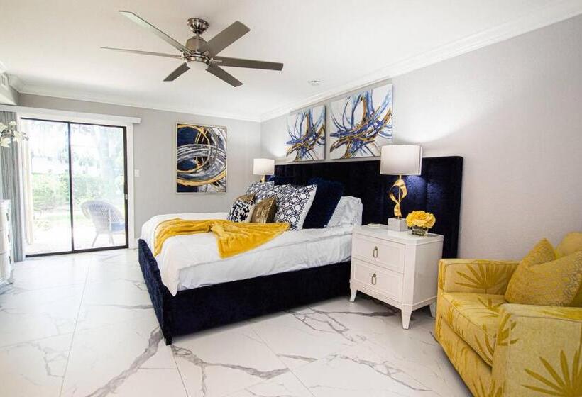 Newly Listed! 20 Percent Off! Golf And Tennis Community   Lavish Living