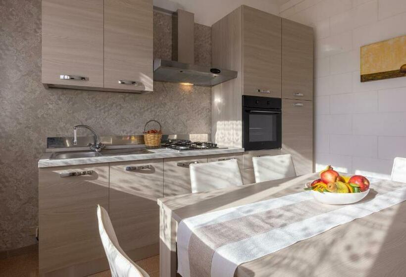 Orchidea House   Relax Nella Stupenda Santa Maria Al Bagno   A Due Passi Dal Mare