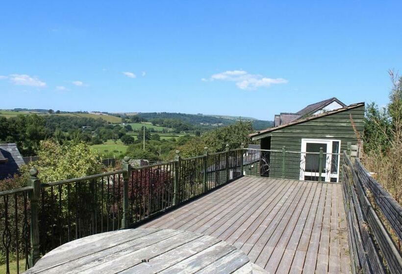 Poplar Lodge, Dee Valley Stays   Cosy Microlodge With Detached Private Shower & Wc