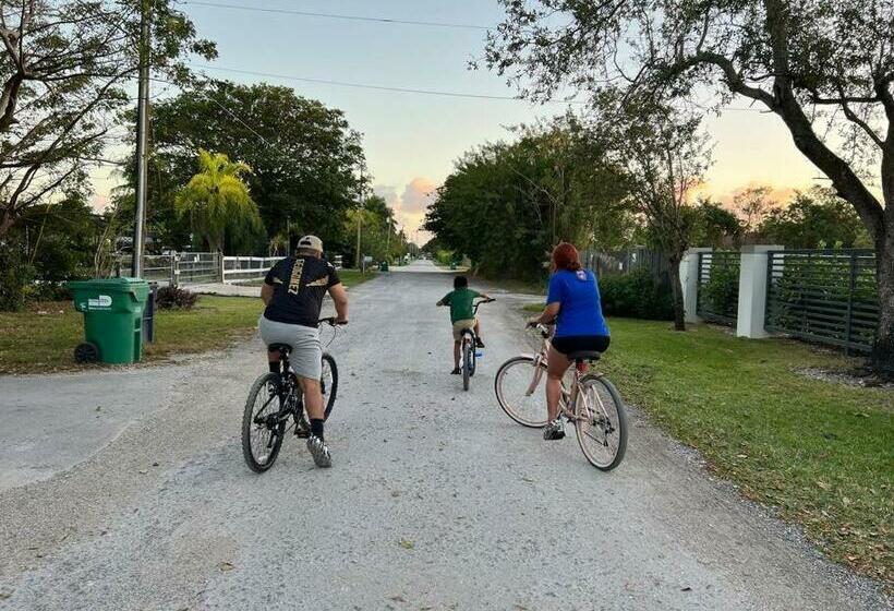 Perfect For Families The White House Of Miami Close To Miami Beaches And The Keys West