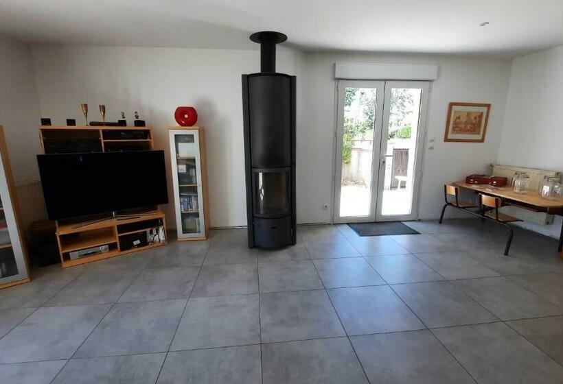 Villa 6 Min Toulouse 130 M2 6 Personnes Jardin 1000m2 Arbres Terrasses