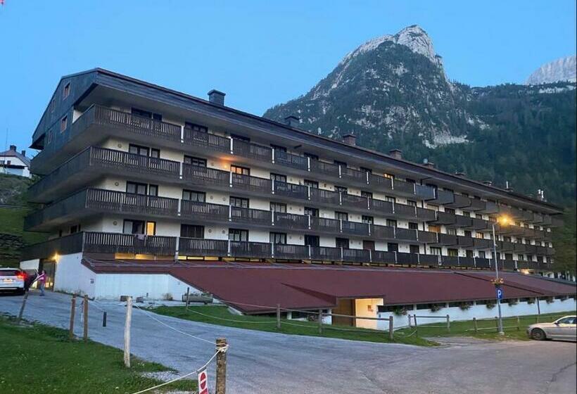 Wood Apartment In Canin Ski Resort