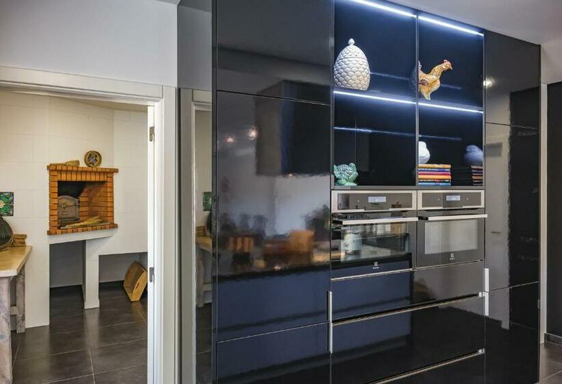 Advania Country House