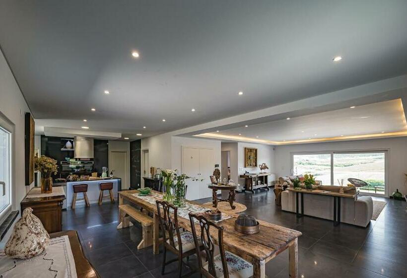 Advania Country House