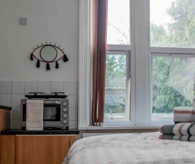 Bv Comfy Studio At Maningham Lane Bradford