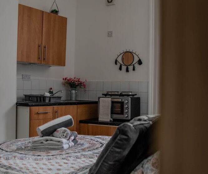 Bv Comfy Studio At Maningham Lane Bradford