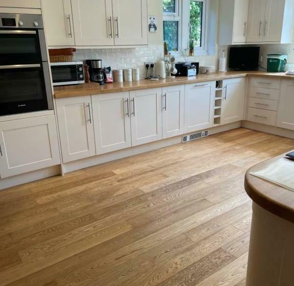 Cotswolds Luxury House In Central Bourton Large Sleeps 2 11. Pet Friendly