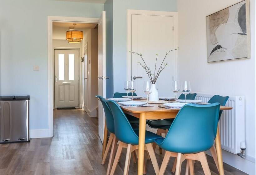 Elements  3 Bed Home In Bracklesham Bay