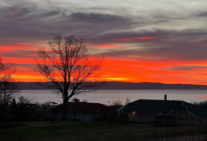 Fantastisk Vätterutsikt Mellan Habo Och Bankeryd
