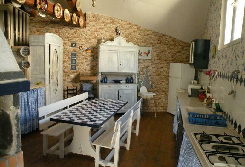 Grande Maison Familiale