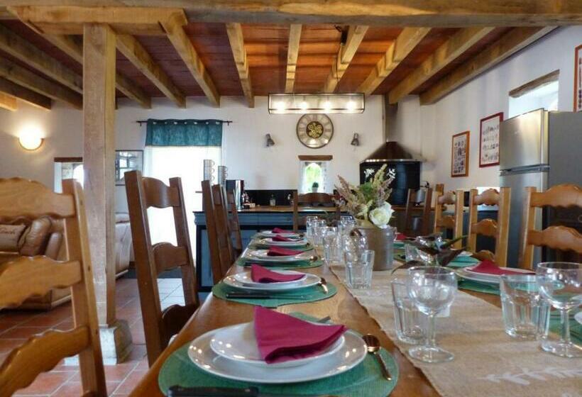 Ferme Restaurée 19ème Siècle, Gîte Indépendant Avec étang, Proche Du Circuit De Lurcy Lévis   Fr 1 4