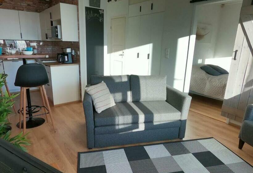 Herostreet Apartment 9