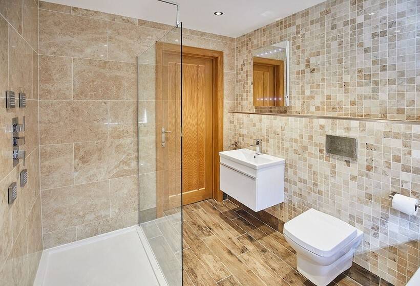 Host Stay Cliff Road