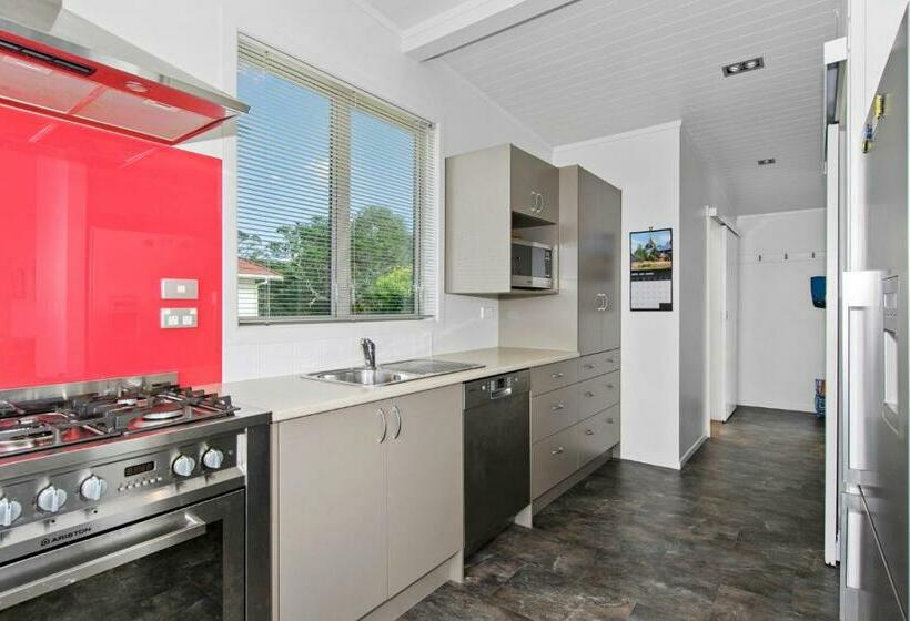 Kingfishers Landing   Ngunguru Holiday Unit