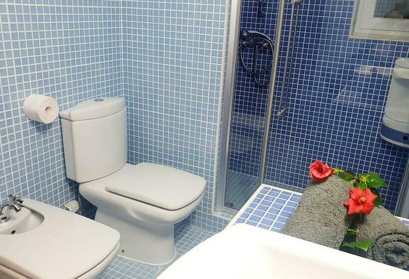 Lovely Beach House Moradia V4 Com Piscina