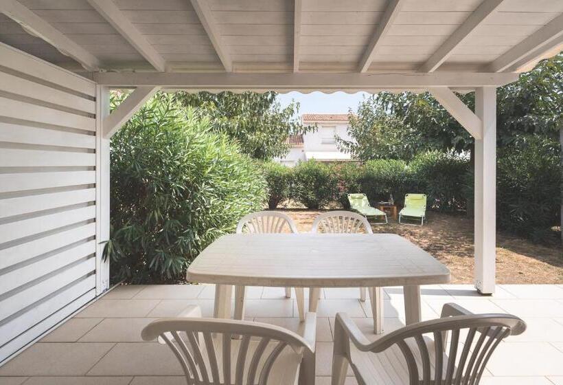 Maison à Cervione Prunete Jardin Piscine Accès Direct Plage