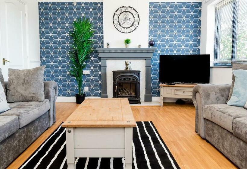 Private Parking&garden&contractor&families