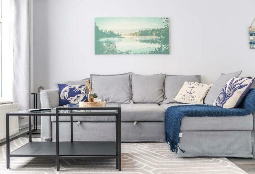 Sea Crest Retreat   Modern   2 Br   Sa   By The Sea