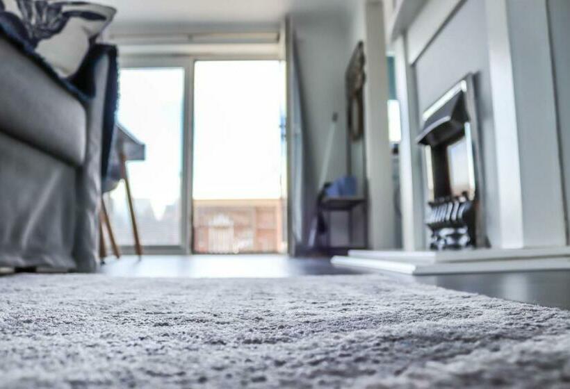 Sea Crest Retreat   Modern   2 Br   Sa   By The Sea