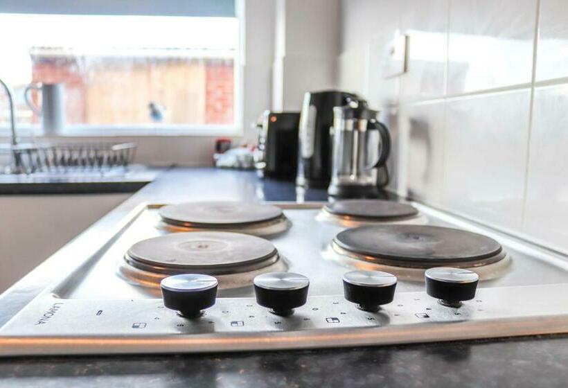 Sea Crest Retreat   Modern   2 Br   Sa   By The Sea