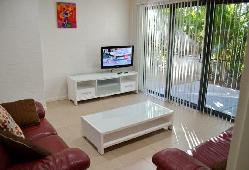 Amaroo   Bring Your Own Linen