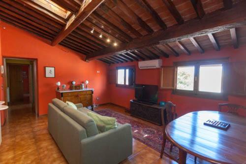 Attico Panoramico Nel Cuore Di Pietrasanta