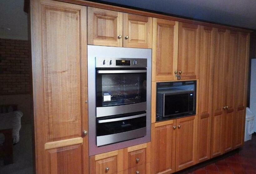 Baywatch   Bring Your Own Linen