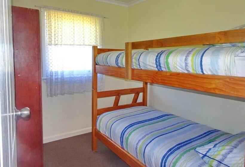 Bundi Hat Head   Bring Your Own Linen