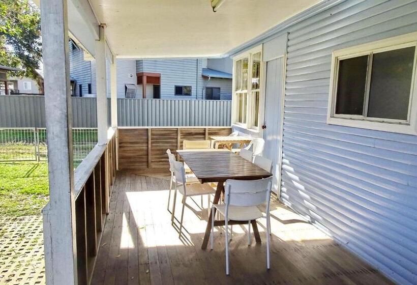 Bundi Hat Head   Bring Your Own Linen