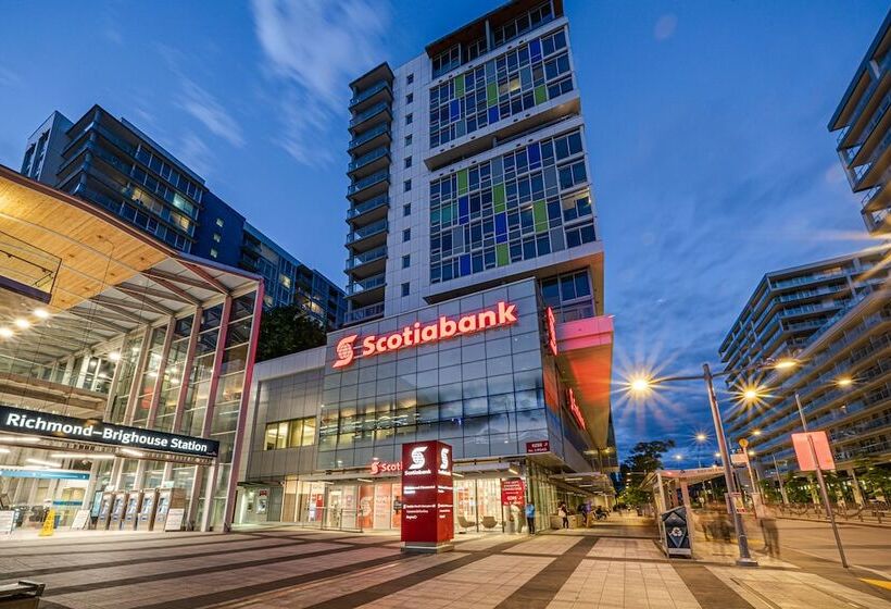 Charming Oasis Close To Airport & Downtown