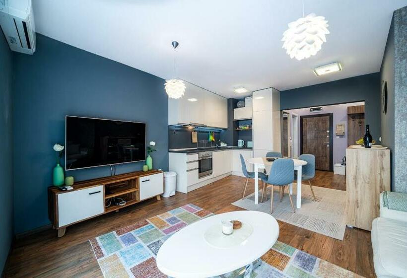 Colibri Central Apartment