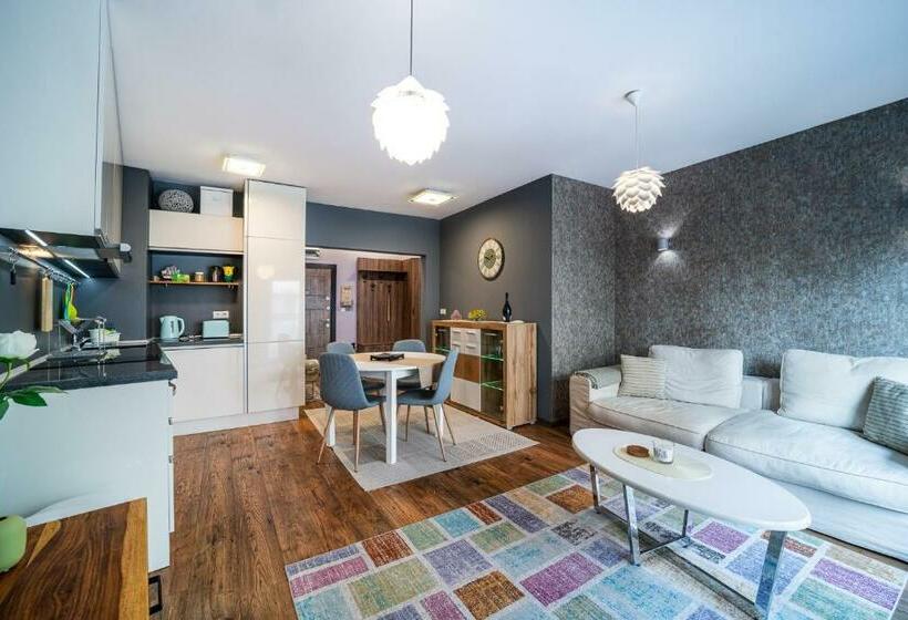 Colibri Central Apartment