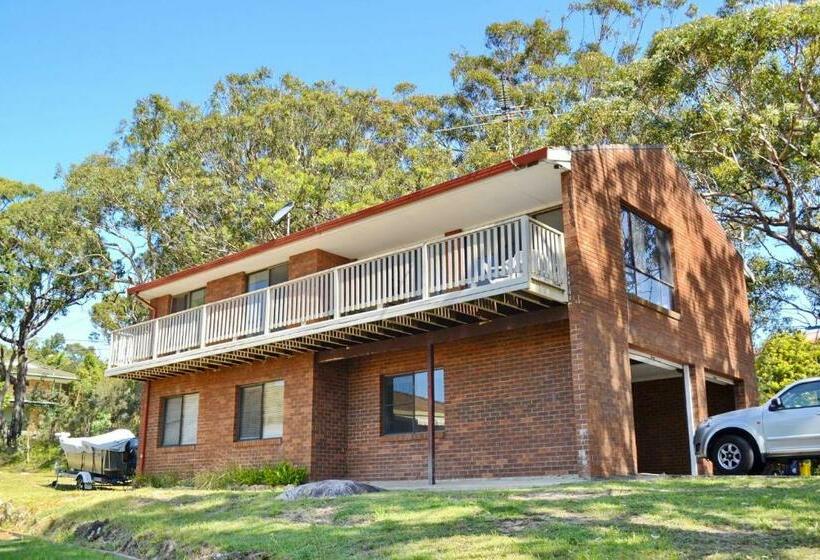 Dalesview Retreat Bring Your Own Linen