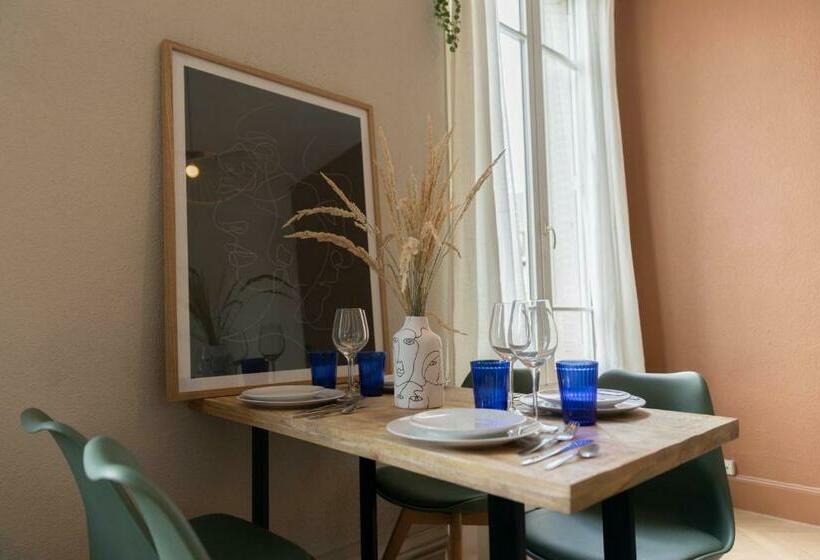 Exceptionnel Appart Haussmannien Au Cœur De Ville