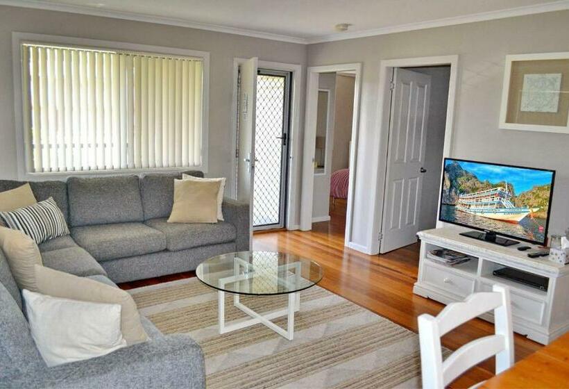 Five On Trial Bring Your Own Linen