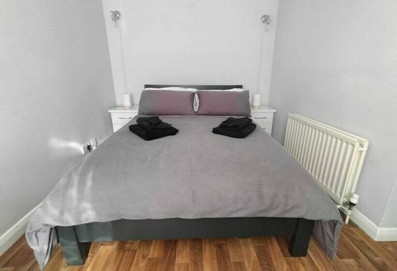 Lovely 2bed Apartment In Wincanton Somerset