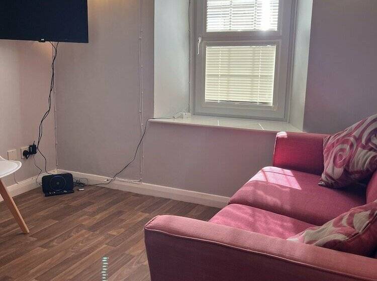 Lovely 2bed Apartment In Wincanton Somerset