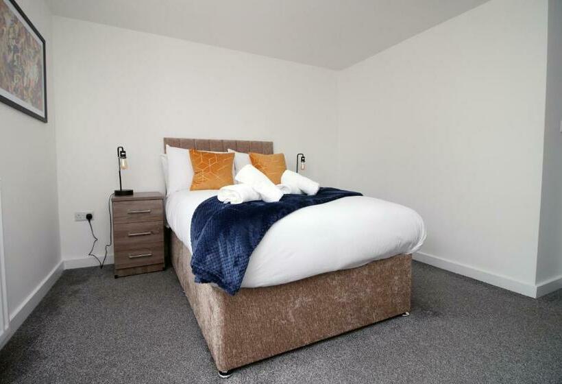 Luxury City Loft Apartment! Great Location