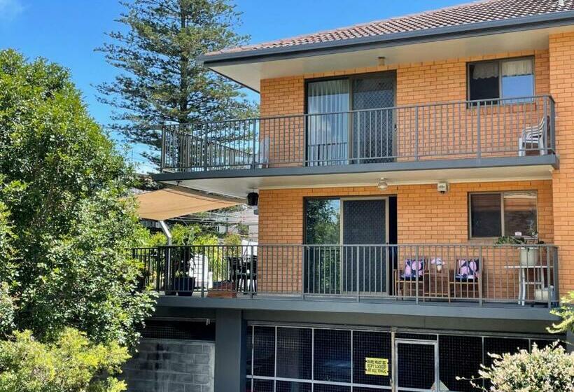 Quarterdeck 8 South West Rocks Bring Your Own Linen