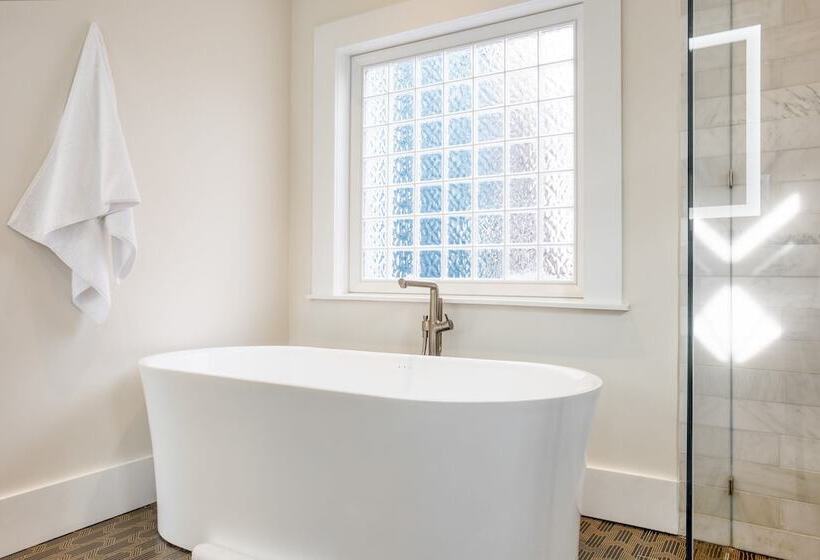 Ramsey By Avantstay Modern Character Home In Austin W/ Pool!