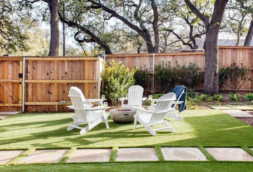 Ramsey By Avantstay Modern Character Home In Austin W/ Pool!