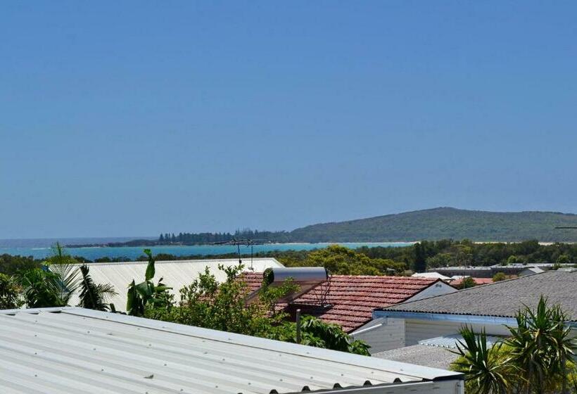 Seaview 22   Bring Your Own Linen