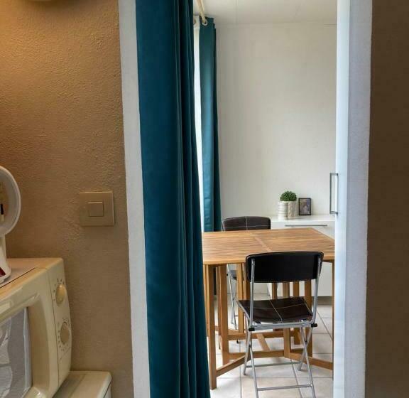 Studio ,parking , Plage