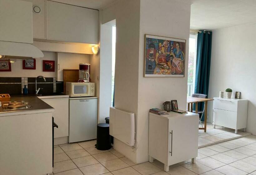 Studio ,parking , Plage