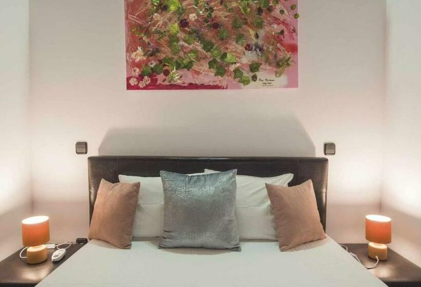 The Magic Place Dúplex Junto A La Catedral By Toledo Ap